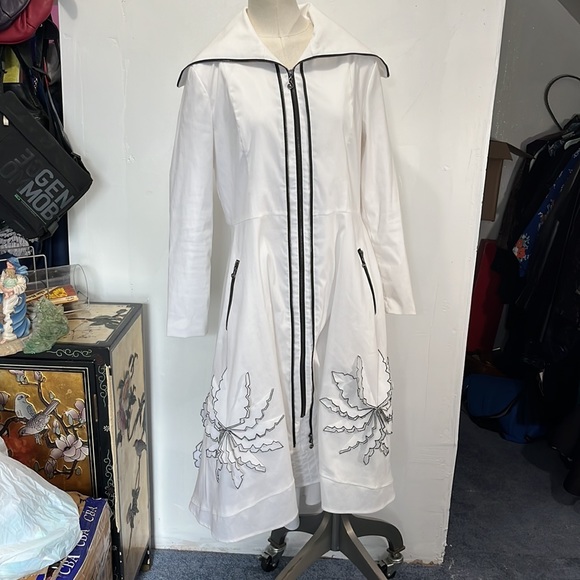 Samuel Dong white coat dress size small - Picture 2 of 10